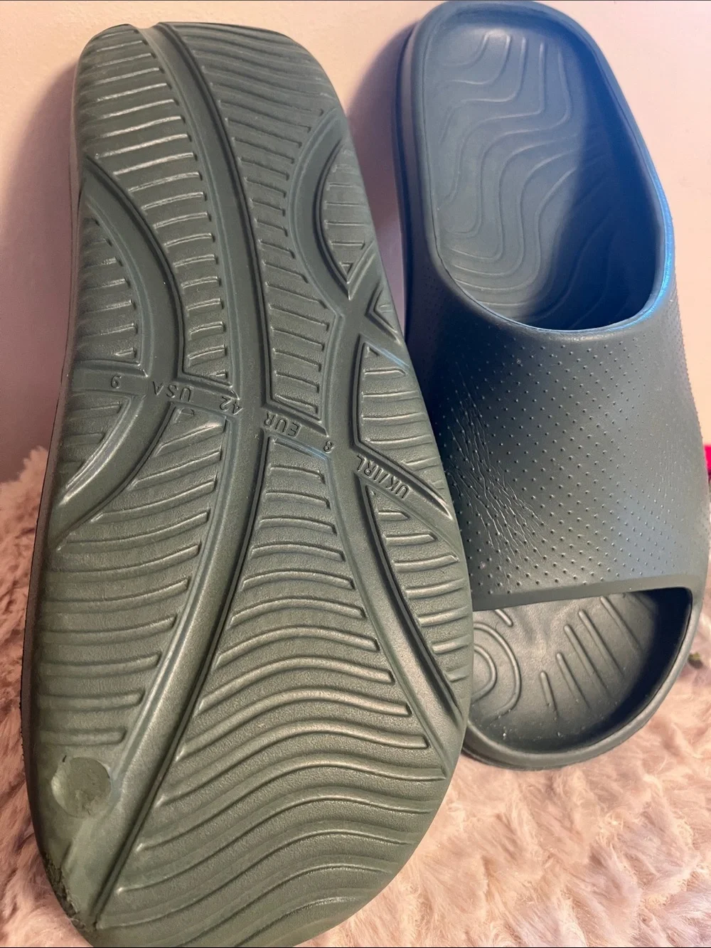 nwt Shower Slides